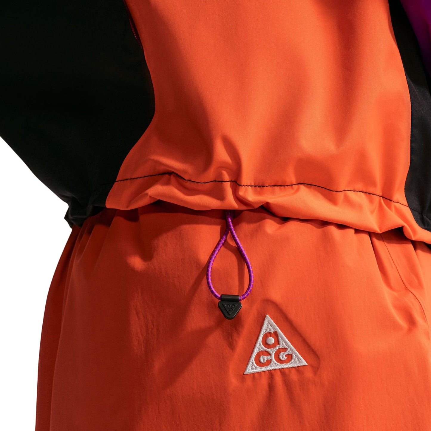 Nike ACG "Phantazma" Jacket (Vivid Purple/Black/Summit White)