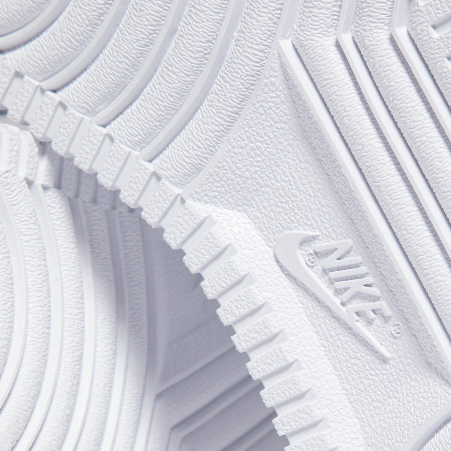 Nike Air Force 1 '07 (White)