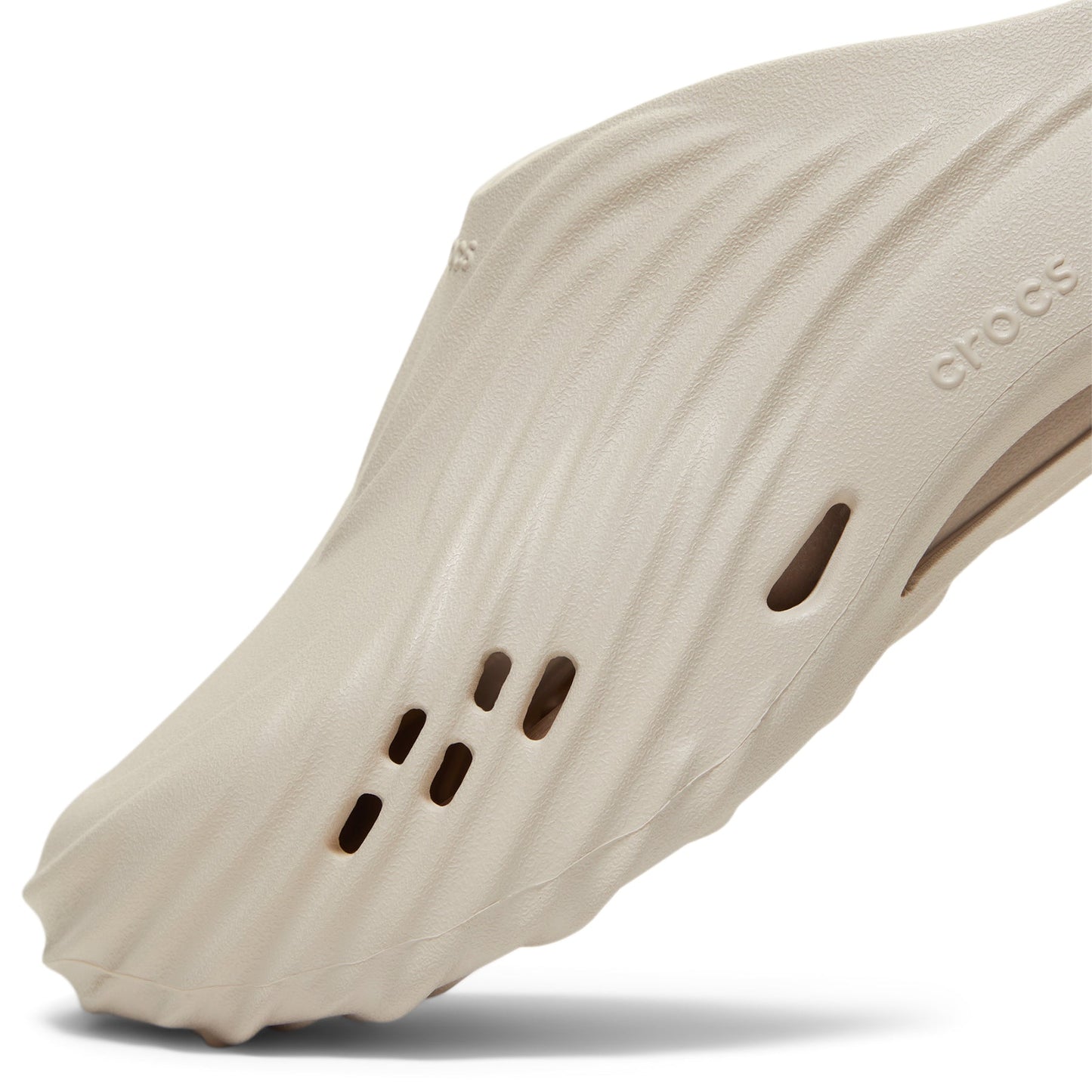 Crocs Echo Wave (Almond Tint)