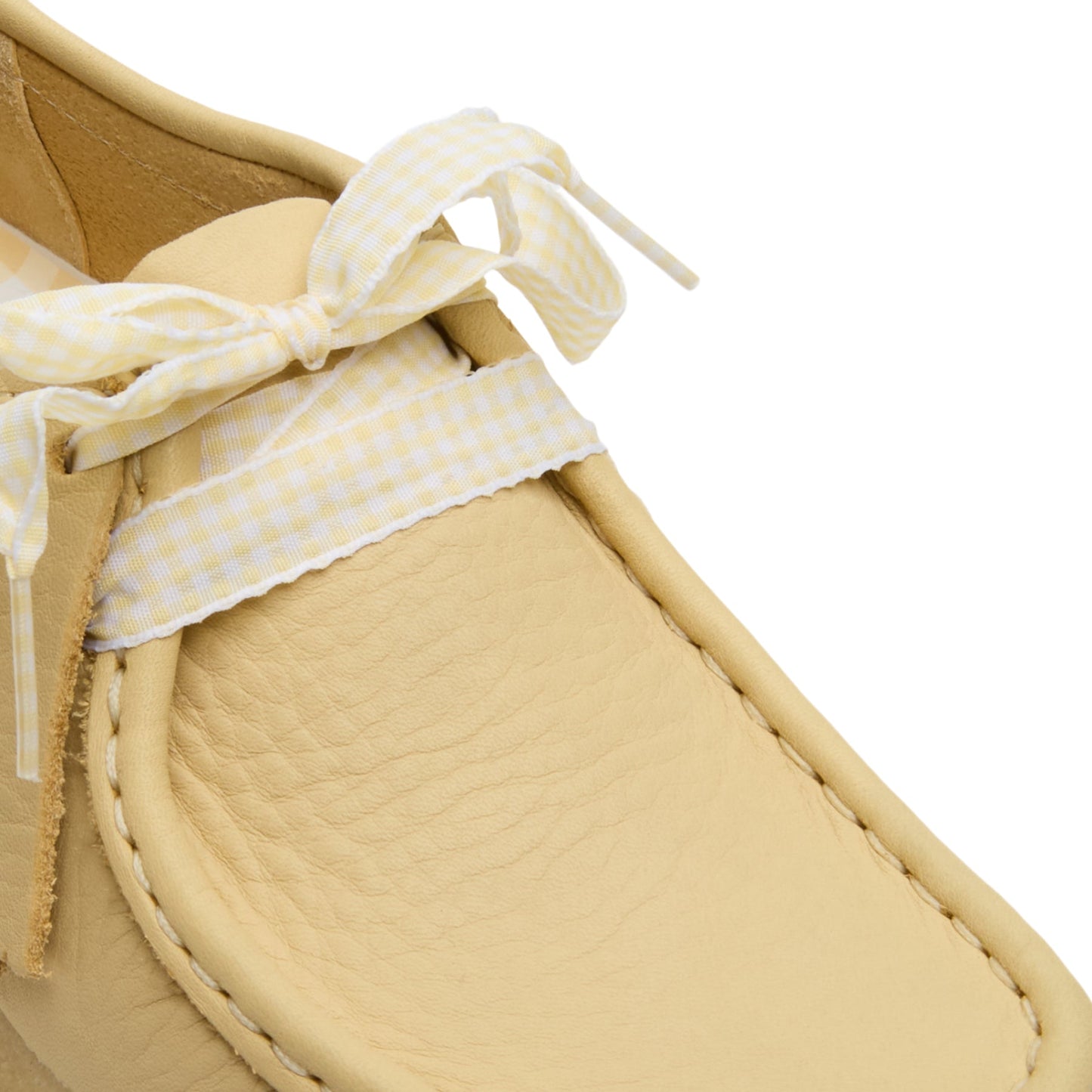 Clarks Wallabee (Pale Yellow)