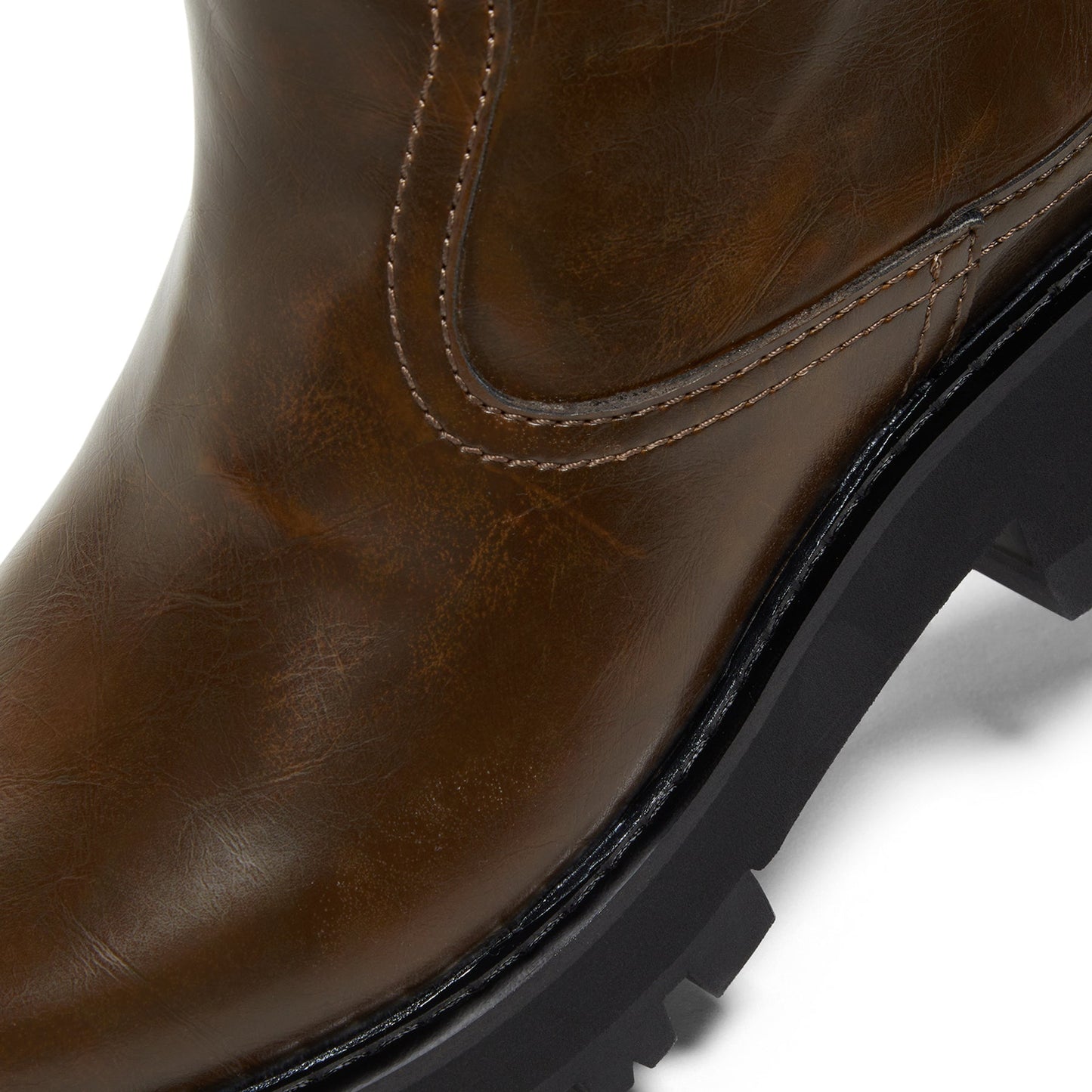 GANNI Studs Low Boot Crinkle Oleatex (Dark olive)