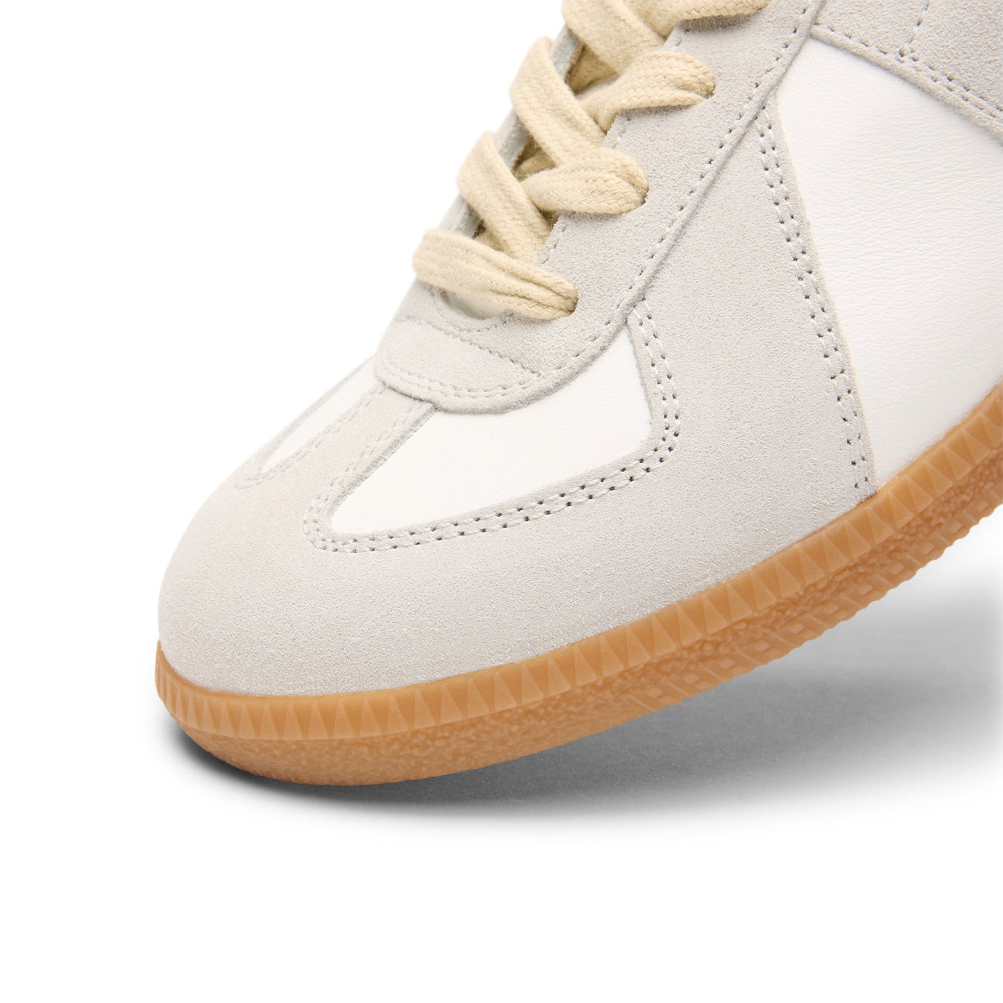 Maison Margiela Womens Replica Sneaker (Dirty White)