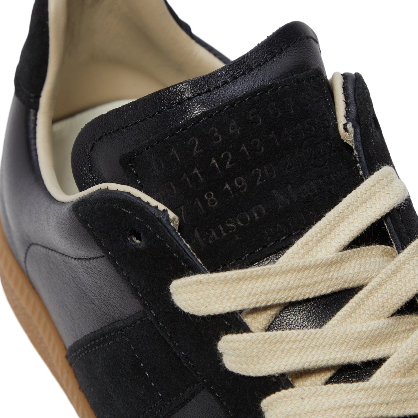 Maison Margiela Womens Replica (Black)