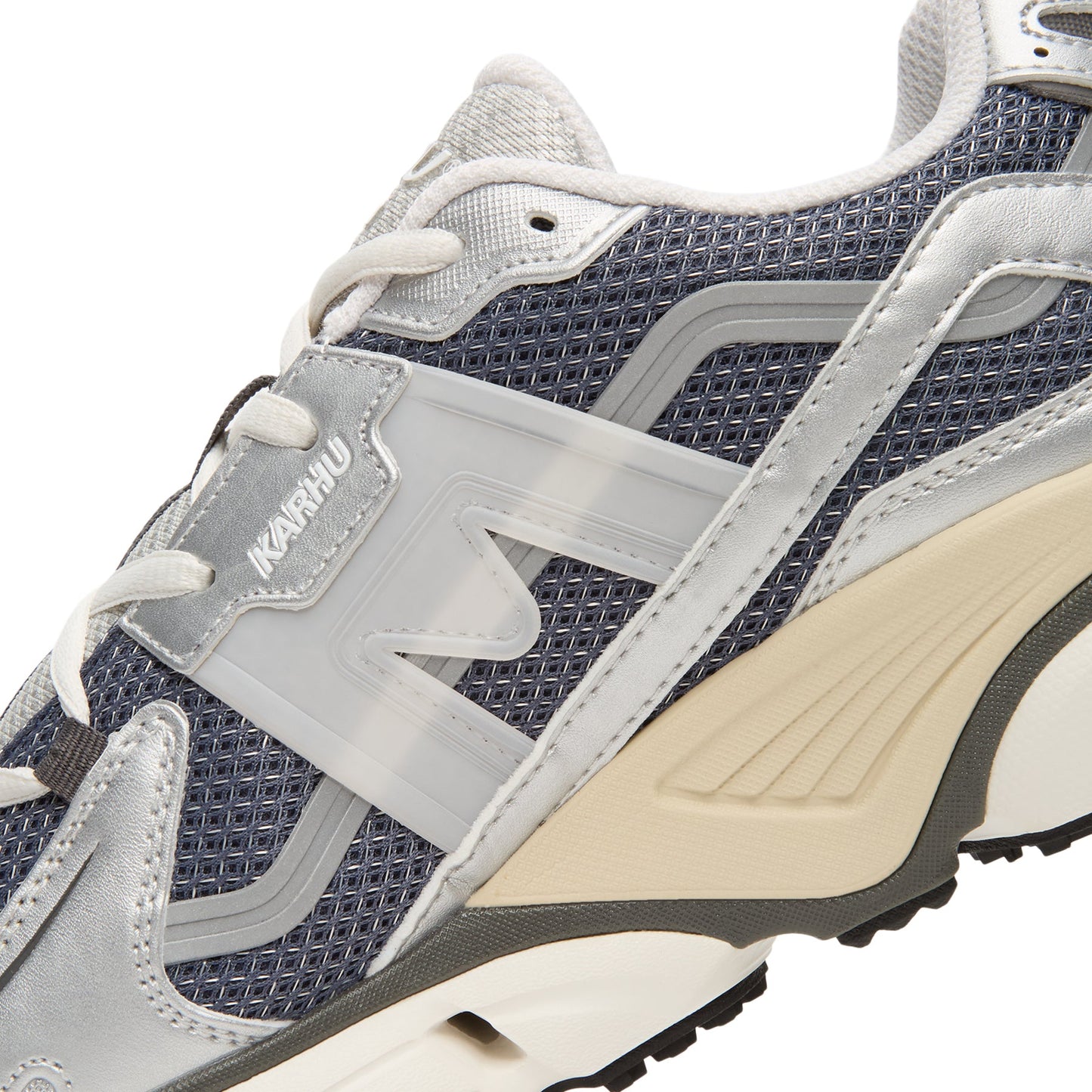 Karhu Super Fulcrum (Silver / Vintage Indigo)