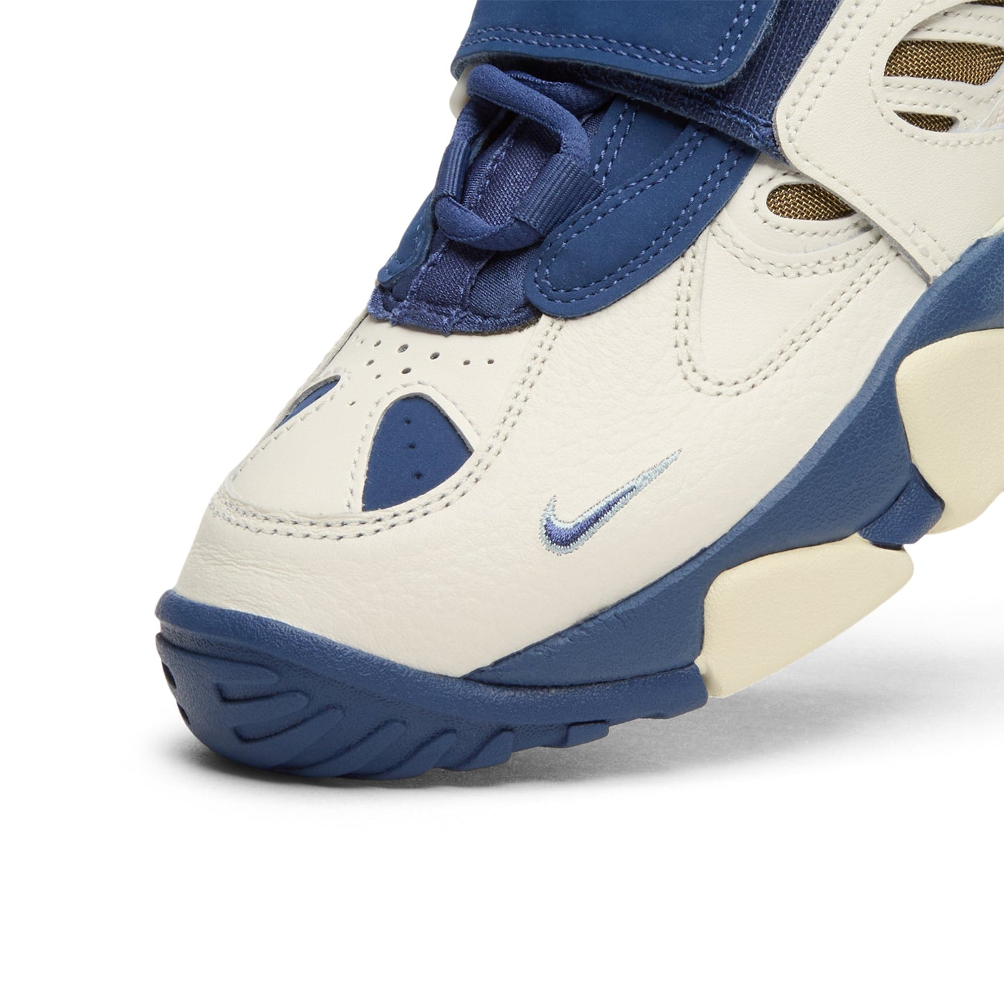 Nike Air Diamond Turf II (Sail/Mystic Navy-Blue Grey-Metallic Gold)