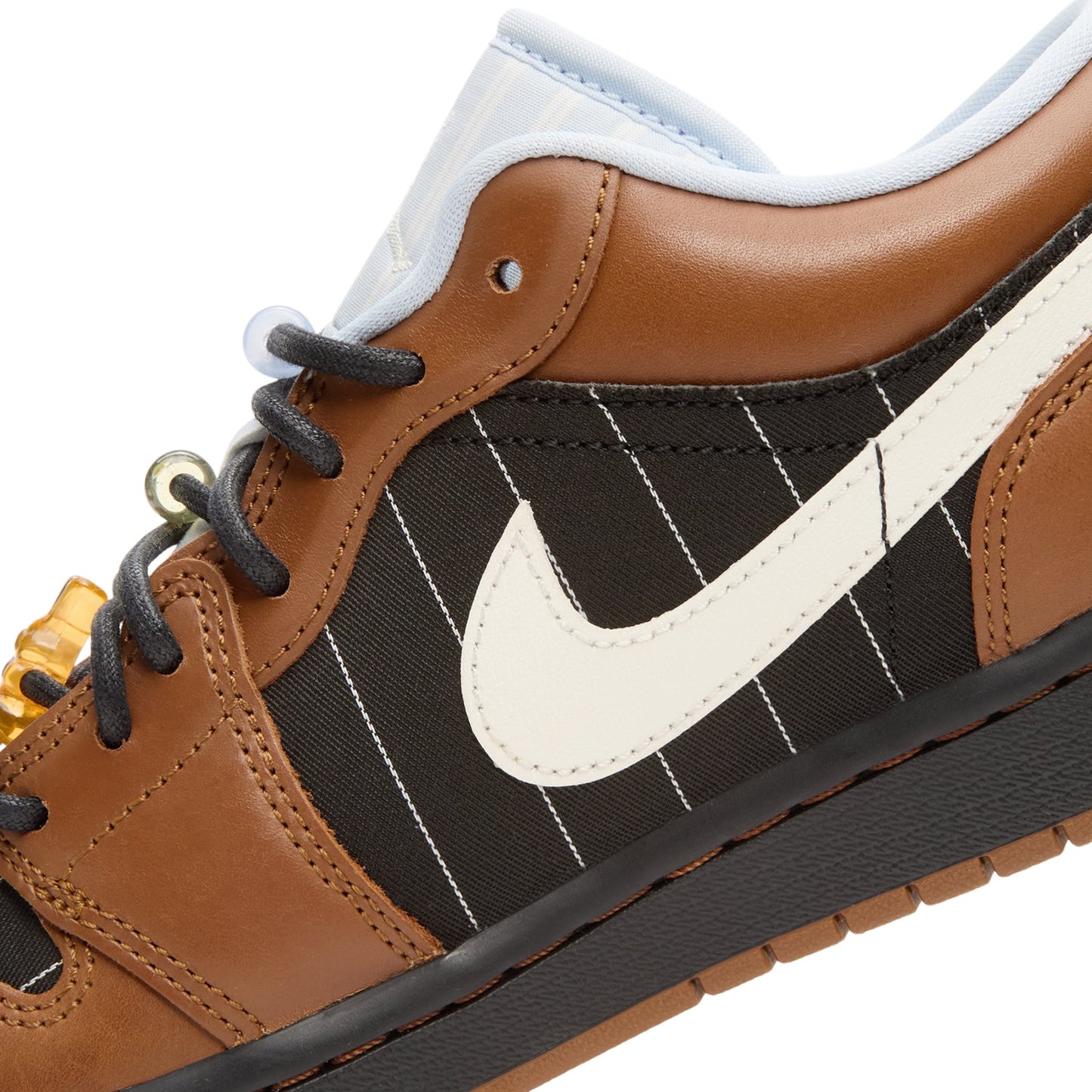 Air Jordan 1 Low SE (Black/Sail-Black-Lt British Tan)