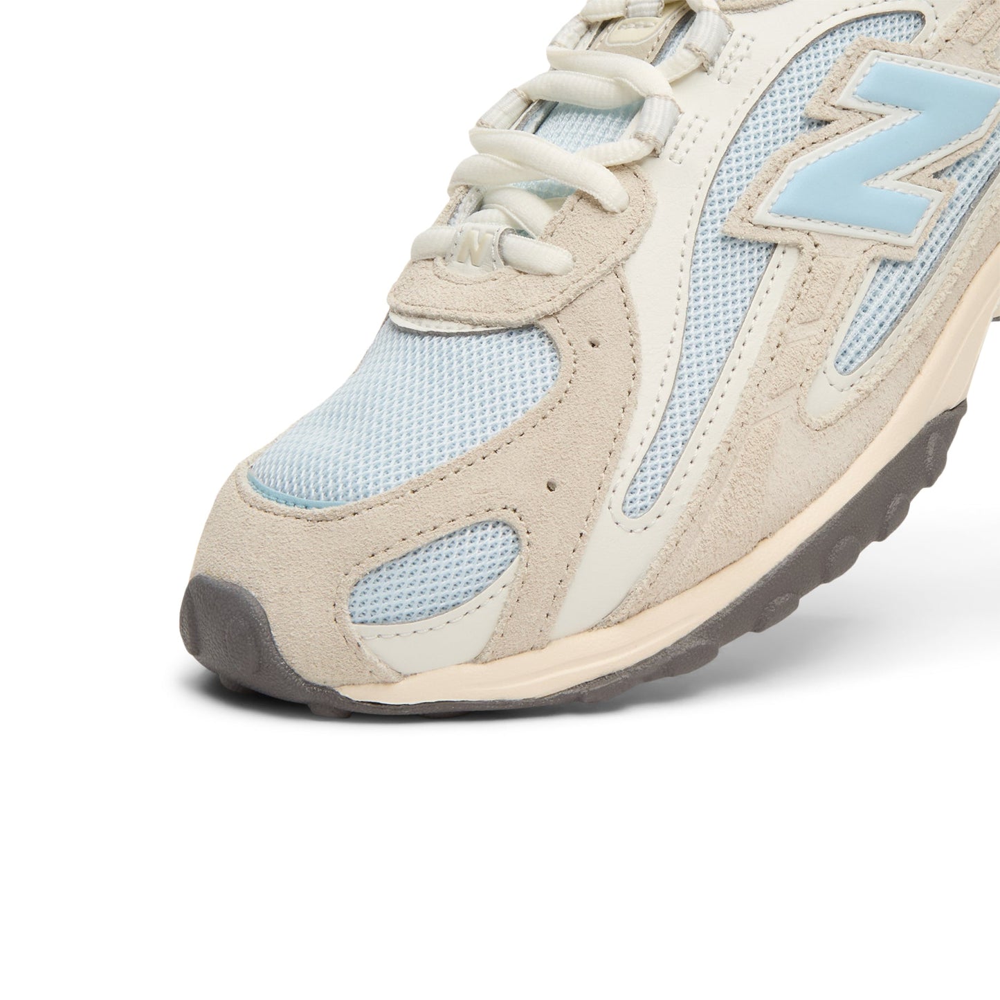 New Balance 204L (Silver)